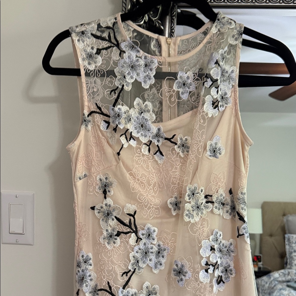 Calvin Klein Blush Pink Floral Lace Wedding Dress